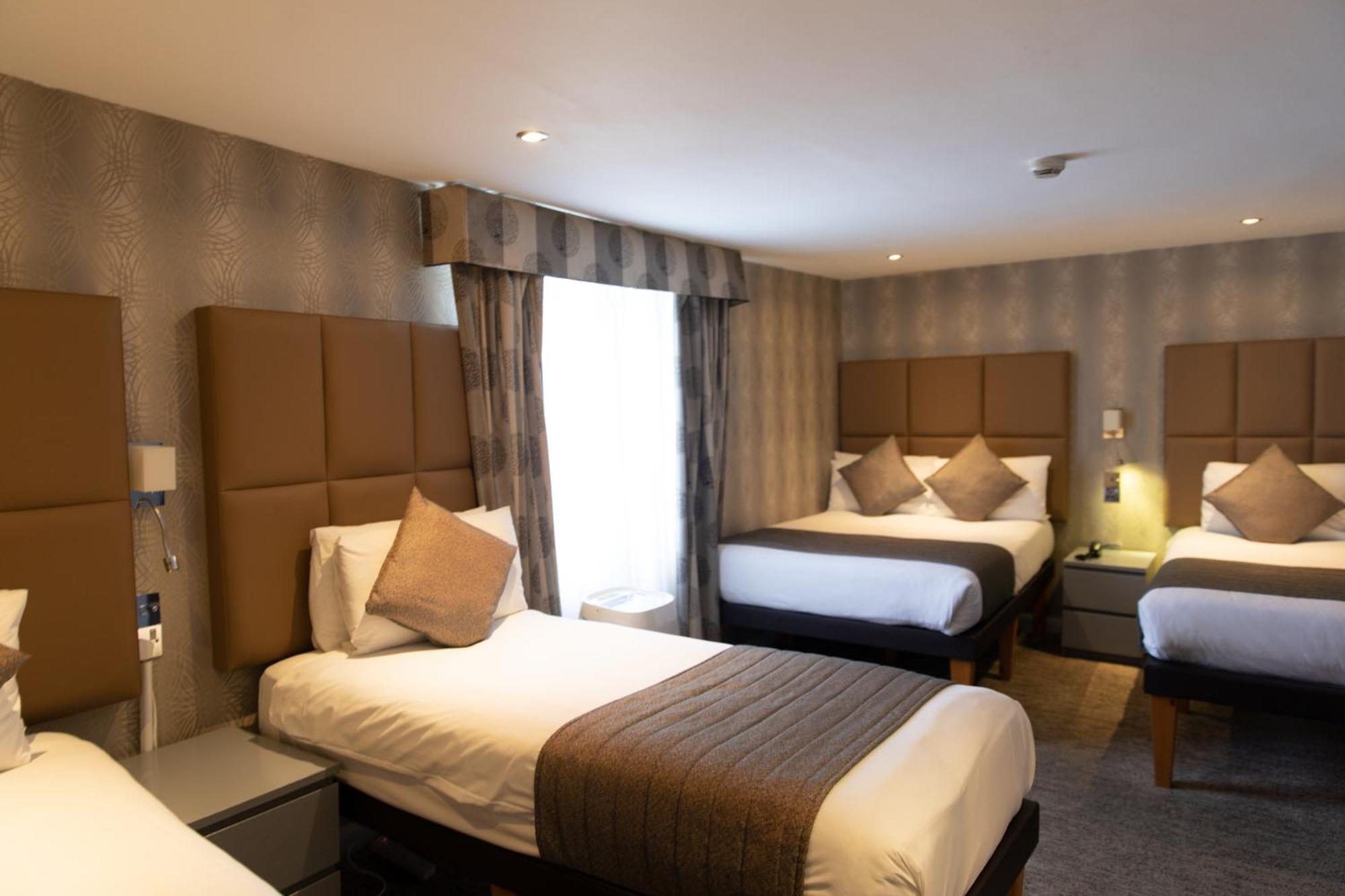 Duke Of Leinster Hotel Лондон Екстериор снимка